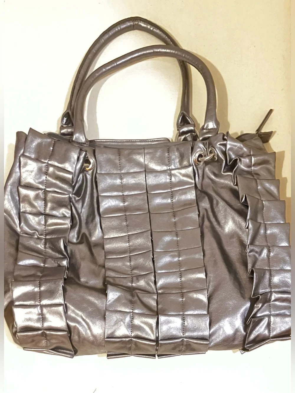 Metallic Gray Ruffled Women's Handbag - Picture 1 of 10